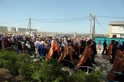 Фото Гармония | 02.05.2017 - Крестный ход в честь принесения мощей святой блаженной Матроны Московской - 35